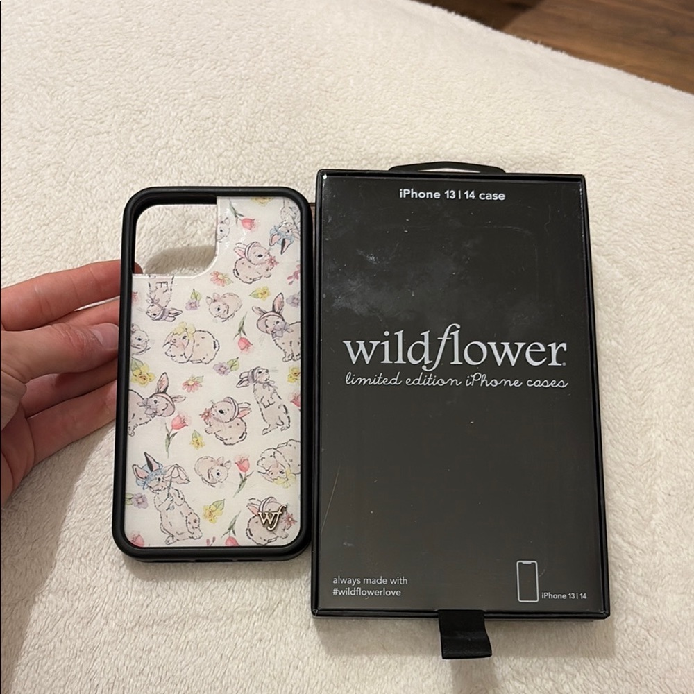 Wildflowers Floral Bunny Phone 13/14 Case